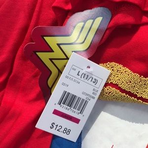NWT Wonder Woman SS Logo Beaded Tee 2 Interchangeable Capes Blue & Sheer Stars